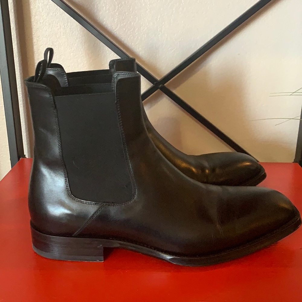 Alexander McQueen Chelsea boots